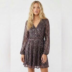 NWT Bardot Sequin Wrap Dress 4 Small Party Sparkle Cocktail Glitz Long Sleeve